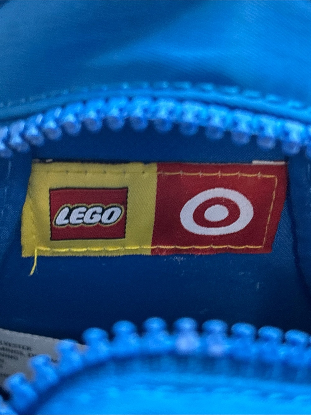 LEGO Minifigure Astronaut Crossbody Handbag - Blue LEGO x Target Collection - Picture 10 of 13
